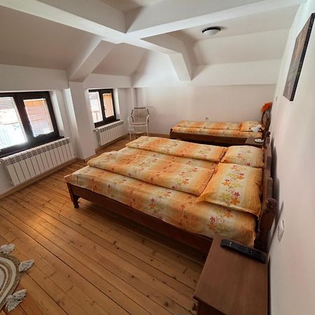 Yovkovata Kyshta Hotel Chiflik Luaran gambar